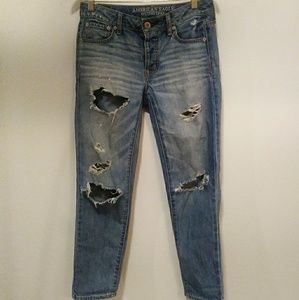 American Eagle perfectly destroyed boy crop jeans